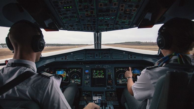 El documento que será publicado en el corto plazo, reduce de 40 a 15 los días de vacaciones de los piloto.