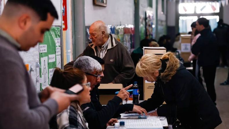 Elecciones 2025, EN VIVO: los comicios empezaron en todo el país | LMCipolletti.com Elecciones 2025, EN VIVO: los comicios empezaron en todo el país