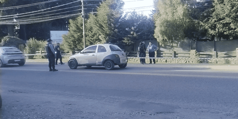 El conductor de la camioneta habría pasado disparando a 