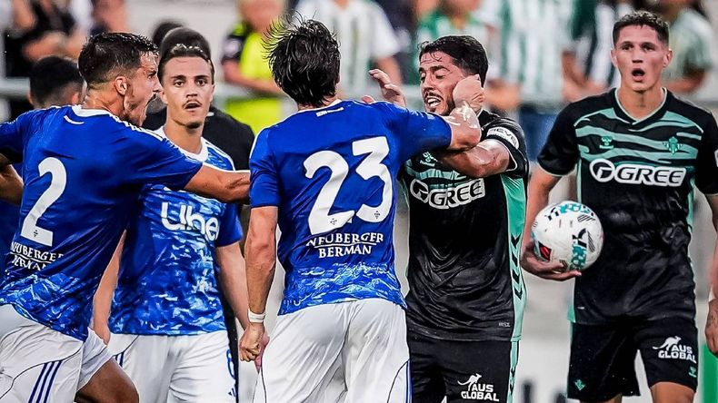 A las piñas en un amistoso europeo: un argentino fue protagonista de una pelea y fue sancionado
