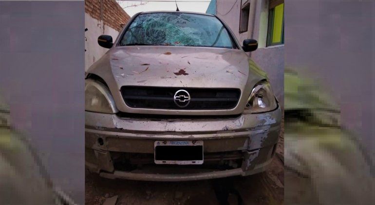 Se entregó el cipoleño que embistió con su auto a una motociclista y huyó