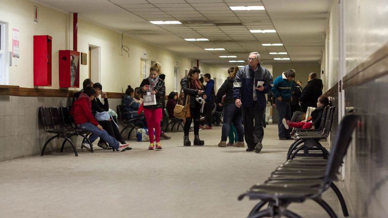 Sospechan que una mujer internada en la terapia intensiva del hospital cipoleño tiene gripe A.