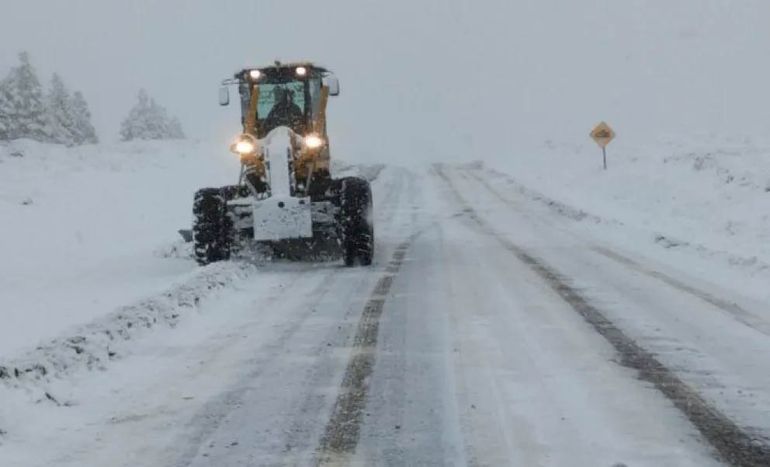 El temporal invernal afectó el tránsito en rutas cordilleranas. 
