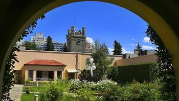 el gobierno de neuquen despidio a una portera que presento certificados truchos por la perdida de un bebe