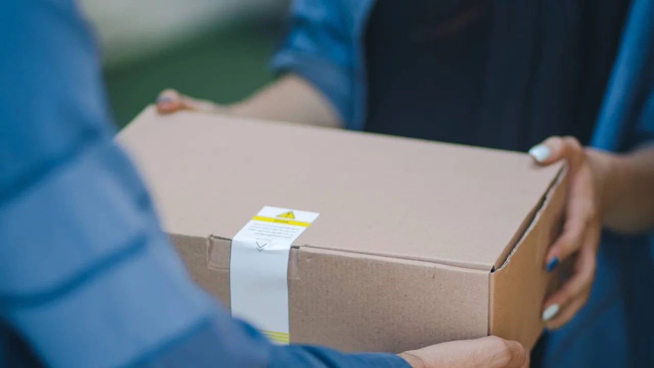 Paso a paso: cómo hacer compras con dólares en webs del exterior