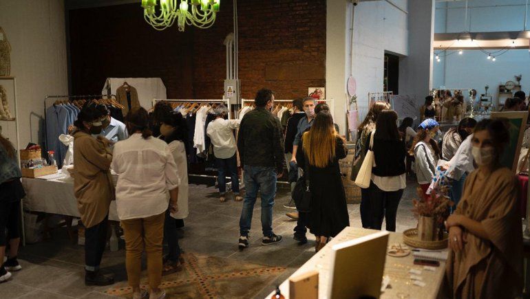 Comerciantes rechazan la participación de revendedores en las ferias