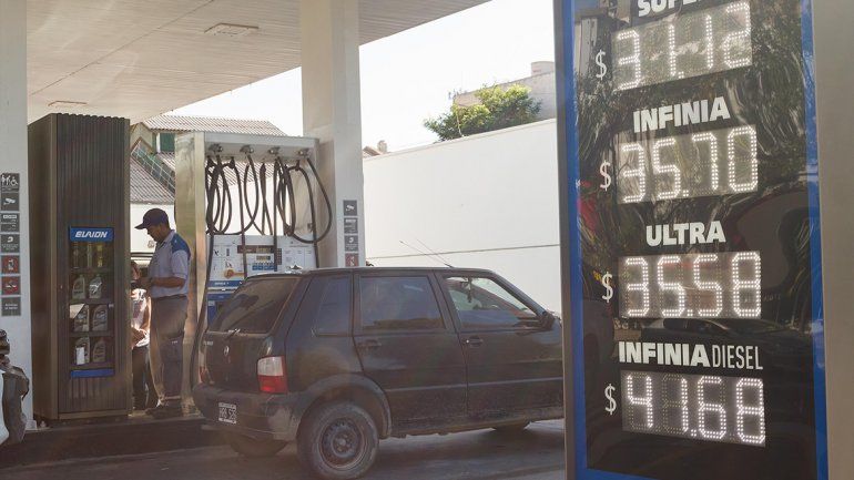 YPF aumentó el precio de sus combustibles hasta un 2%