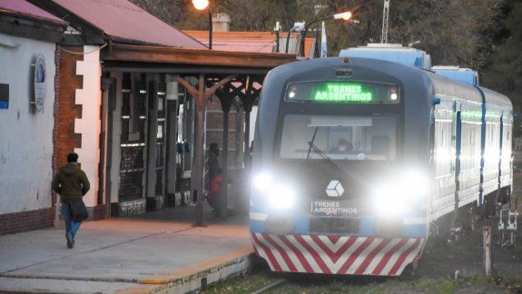 El Tren del Valle funciona con servicios reducidos