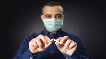 advierten sobre la incidencia del tabaquismo entre los fallecidos por coronavirus
