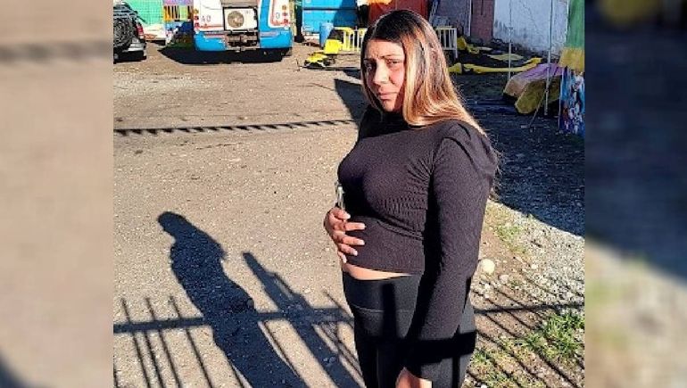 La joven de 21 años sufrió lesiones y ahora esta aterrada porque teme por su seguridad personal.