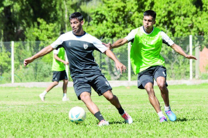 Meza ha formado un támdem importante con Silva y Mellado en el medio.