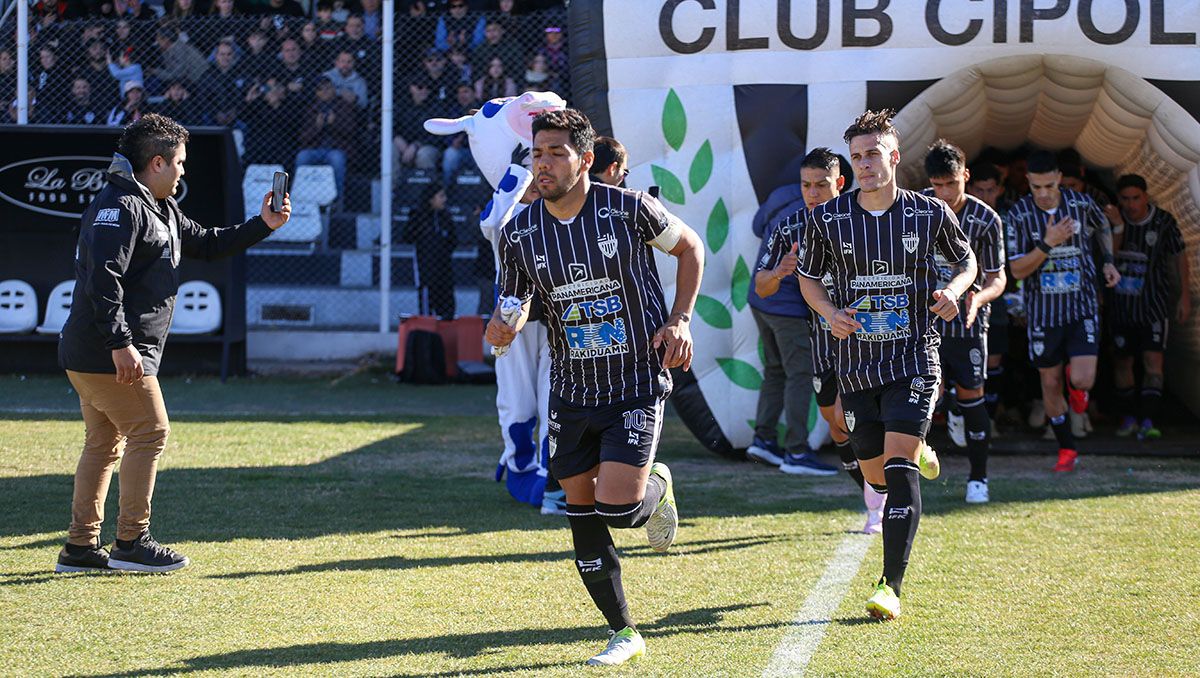 Cipo necesita la victoria ante Villa Mitre para seguir soñando con la clasificación
