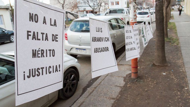 López y Abramovich deben volver al banquillo