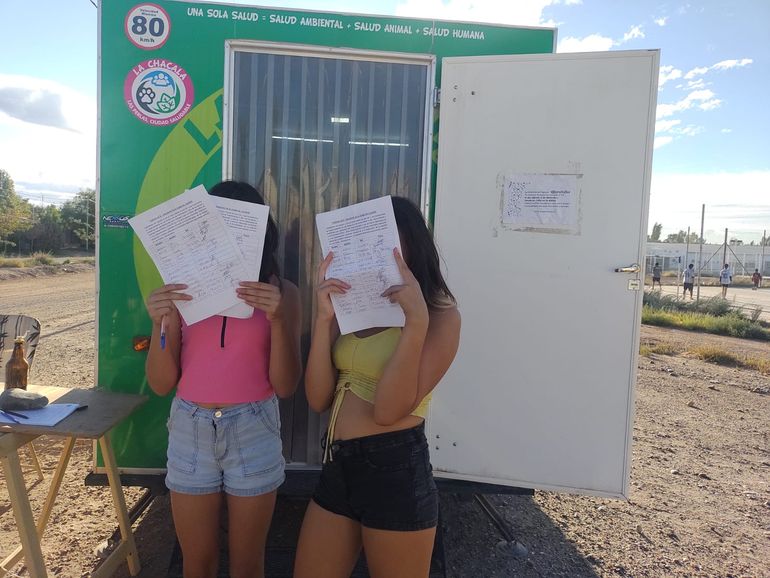 La organización La Chacala impulsa la recolección de firmas para que se mantenga el servicio de Zoonosis en Las Perlas.