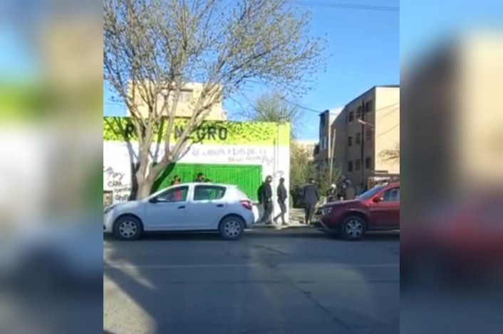 Múltiples allanamientos en el barrio La Paz en busca de armas y municiones