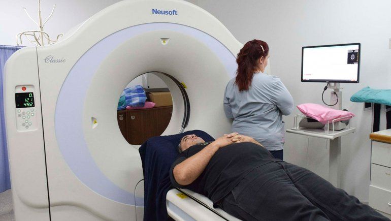Con nuevos tomógrafos, mejora la atención en hospitales