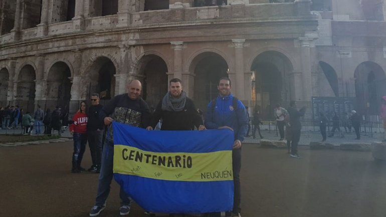 De Boca y de River, siguen llegando neuquinos a Madrid