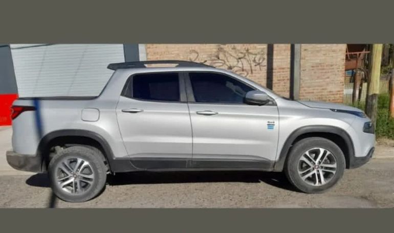 Se robaron una Toro y una Kangoo en menos de 12 horas