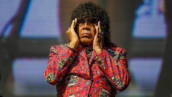 video: un show de la mona jimenez termino en pelea y escandalo video: un show de la mona jimenez termino en pelea y escandalo