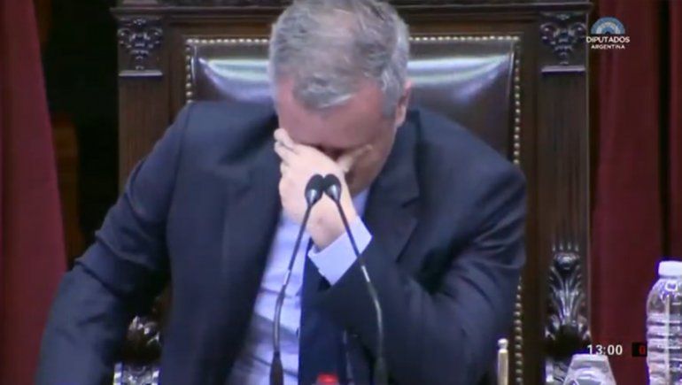 Aplausos, lágrimas y emoción de Monzó en la última sesión de Diputados