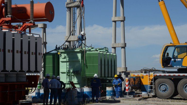 El transformador fue trasladado desde una central neuquina.