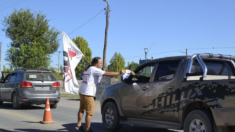 La jornada de protesta comenzó a las 10 sobre el puente 83 de la Ruta provincial 65.