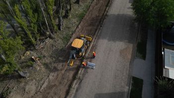 La obra de la nueva ciclovía ya muestra avances concretos en Cipolletti. Foto: Gentileza. La obra de la nueva ciclovía ya muestra avances concretos en Cipolletti. Foto: Gentileza.