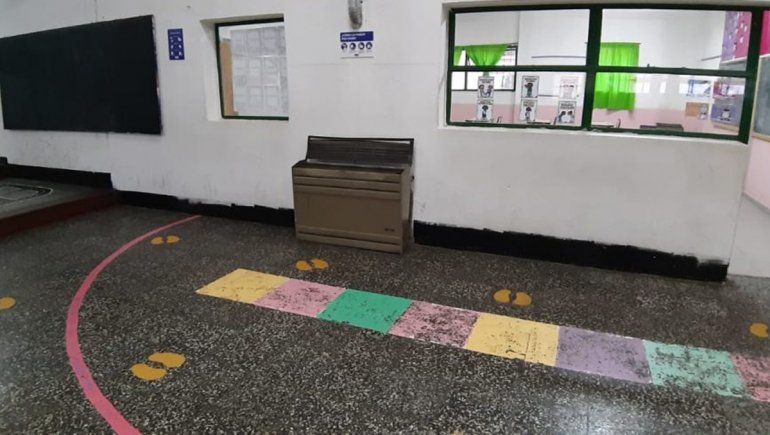 Explotó un calefactor en una escuela a media hora del ingreso de los chicos