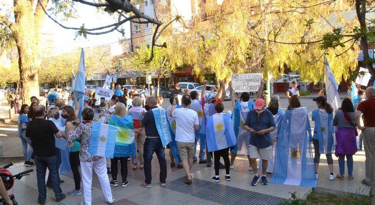 Cipoleños se movilizaron contra la cuarentena