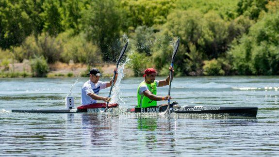 Dos años miraron la Regata desde la orilla, volvieron y la ganaron.