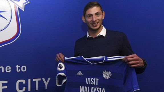 Desapareció una avioneta con el futbolista Emiliano Sala a bordo