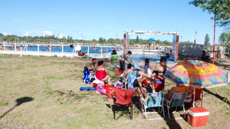El verano ya se vive a pleno en las piletas municipales