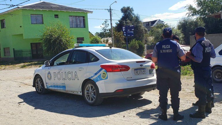 Mientras aguardaba una restricción perimetral fue agredida otra vez por su ex