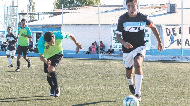 La Amistad va por la cima de la Liga en soledad