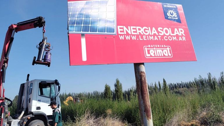 El Municipio retirará los grandes carteles publicitarios colocados sin permiso.