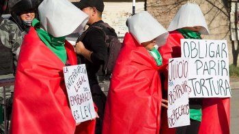 las mejores fotos afuera del juicio contra rodriguez lastra