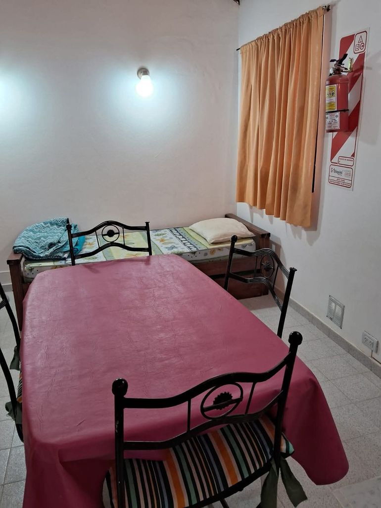 Las cabañas de Foyem, y también el gremio de base Soyem, de Cipolletti, lucen muy atractivas. Vacacionar en Las Grutas es siempre una gran opción. Y más, con precios que no castiguen los bolsillos de la gente. Las cabañas de Foyem, y también el gremio de base Soyem, de Cipolletti, lucen muy atractivas. Vacacionar en Las Grutas es siempre una gran opción. Y más, con precios que no castiguen los bolsillos de la gente.