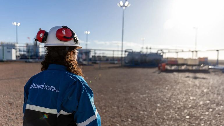 La explotación hidrocarburífera y el proyecto de GNL demandan mano de obra especializada. Habrá más trabajo y prosperidad en Sierra Grande. La explotación hidrocarburífera y el proyecto de GNL demandan mano de obra especializada. Habrá más trabajo y prosperidad en Sierra Grande.