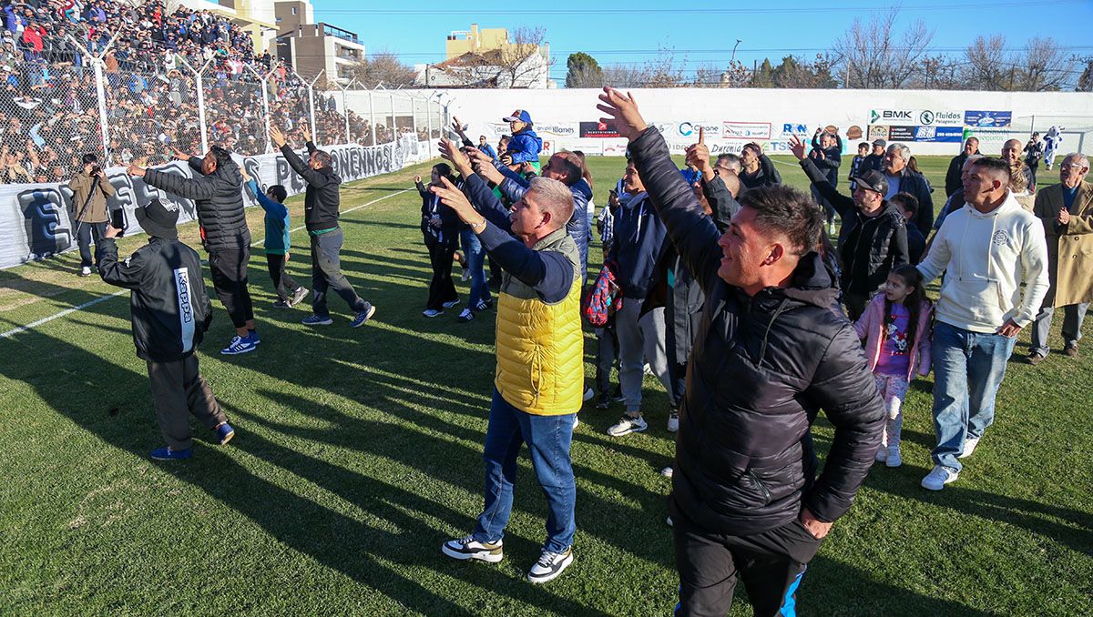 El emocionante homenaje a los campeones del 2007 en La Visera