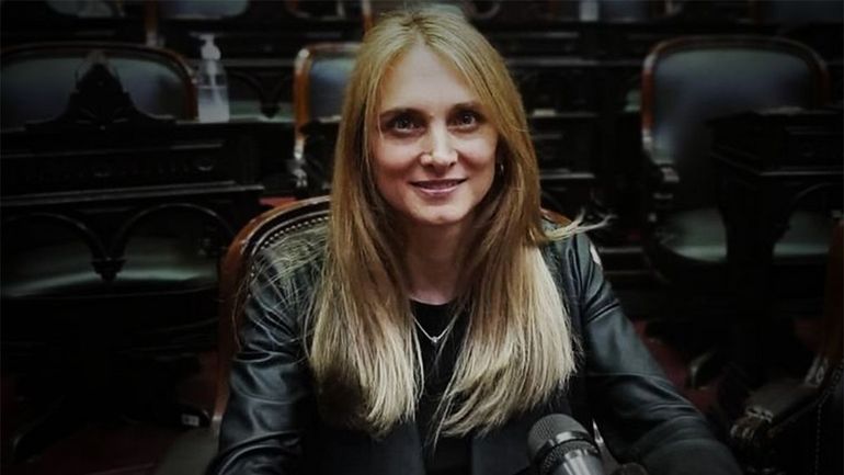 Diputada faltó y se fue a Disney: Pensé que había terminado el año