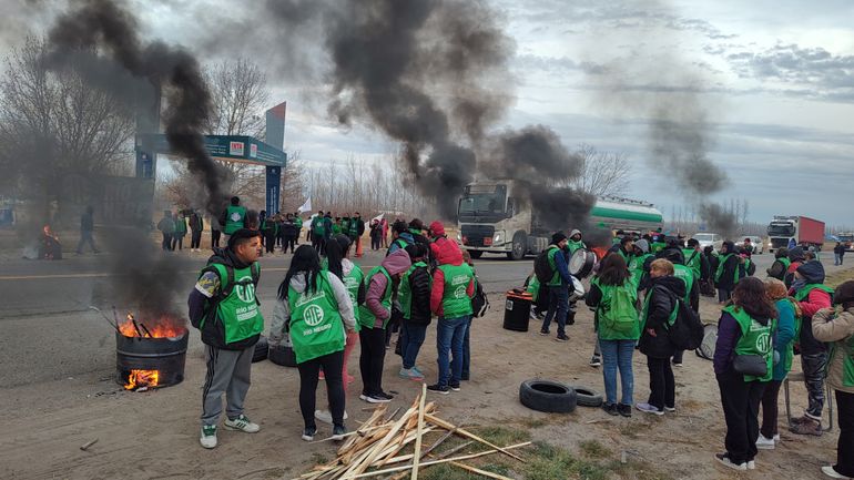 Hubo protestas sobre Ruta 22 en defensa del INTA: convocan a una gran movilización la semana próxima