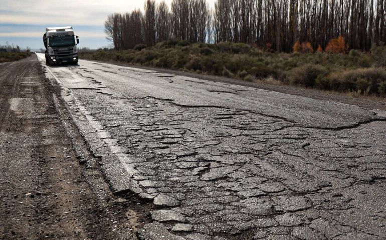 Al gobierno de Río Negro le preocupa la desidia y el destrato de Nación.
