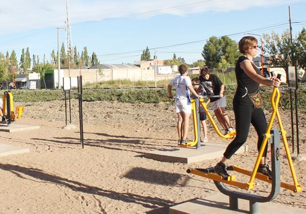 “Cipolletti se mueve”