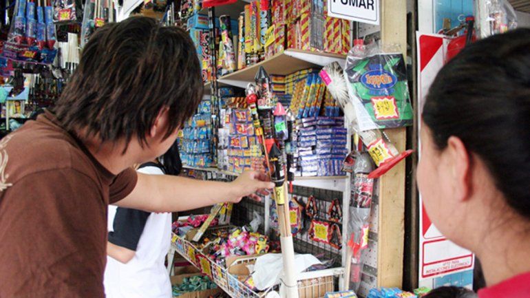 El año pasado fueron 68 los locales habilitados para vender petardos.