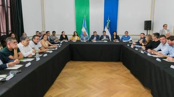 Actualmente la coparticipación se basa el 40% del índice de coparticipación se distribuye según datos poblacionales de 1991; otro 40% se basa en recaudaciones de 1987, 1988 y 1989; y el 20% restante se reparte en partes iguales.