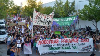el stj de rio negro se suma al paro de mujeres