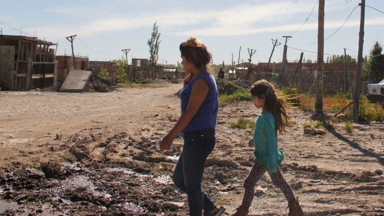 Los asentamientos son el último recurso de miles de vecinos.