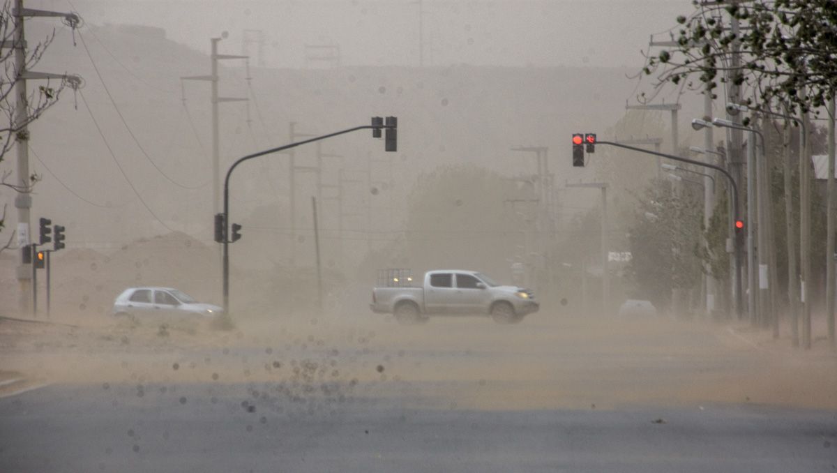 Emiten un alerta amarillo por fuertes vientos en el Alto Valle