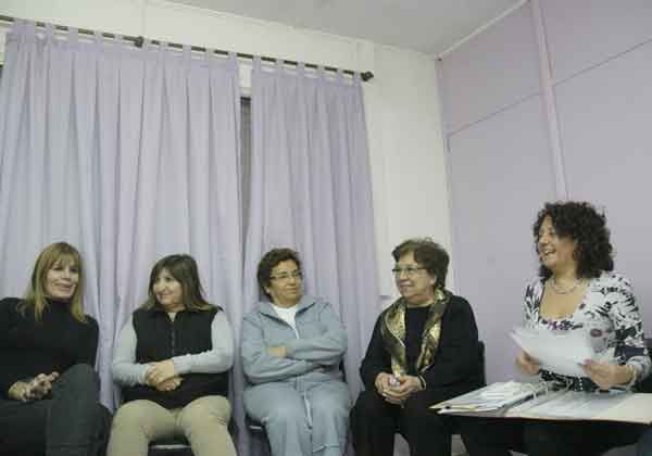 Cipocec ya trabaja en una campaña preventiva contra el cáncer de colon