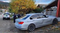 tras una hora de persecucion, sospechosos de un robo abandonaron un lujoso bmw